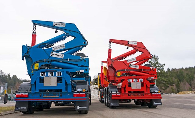 Two Hammar 195 Sideloaders