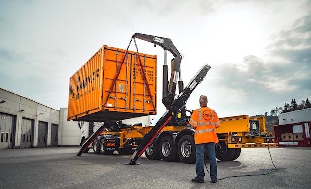 Hammar 151 Side loader Lifting