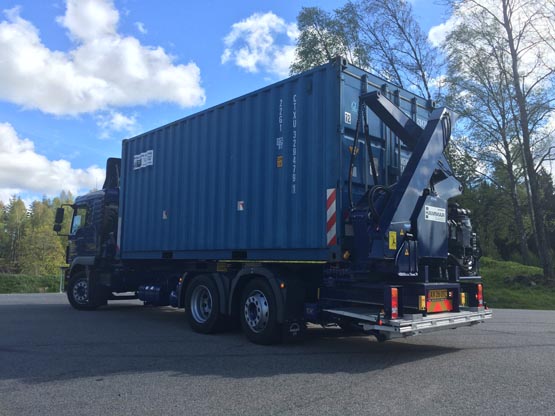 Hammar 140 sideloader container transport