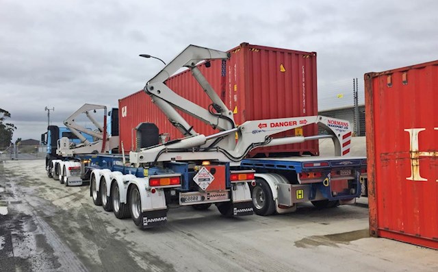 Hammar 110 Sidelifter Transfer 40Container