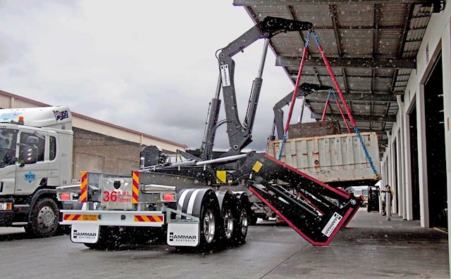 Hammar 110 Sideloader flat rack Concrete