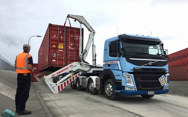 Hammar 110 swinglift Operator