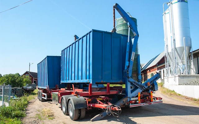 Hammar 180 sidelifter transfer trailer