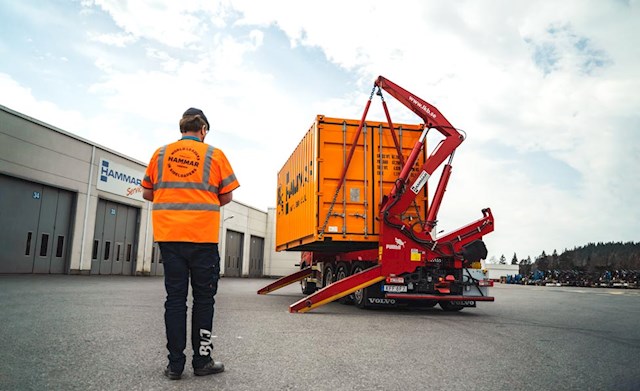 Hammar 180 Sidelifter Lift Groundlevel