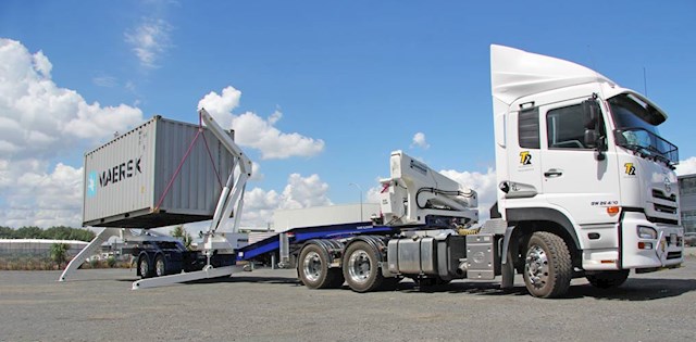 Sideloader 3 Crane Solution