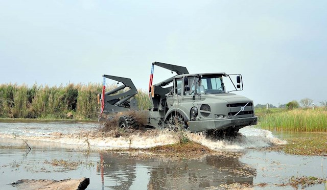 Sidelifter Terrain Water