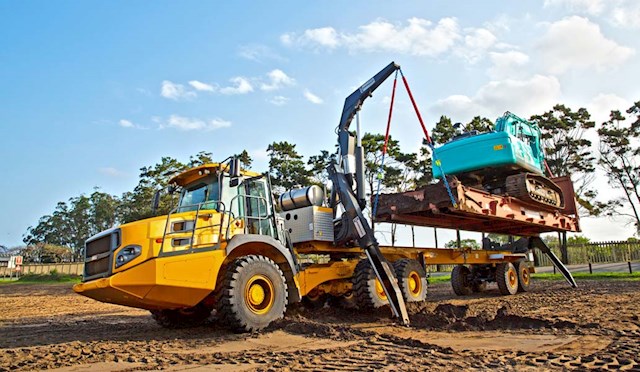 Sideloader Flatrack Excavator