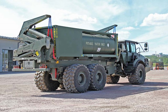 Self-loading truck rescue Portable Water
