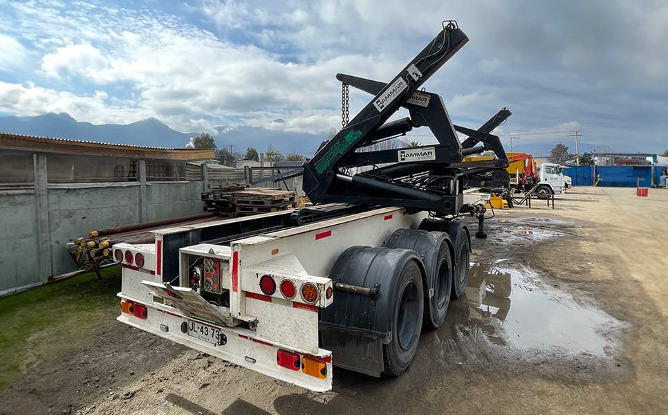 Used Sideloader 151 Chile Back Left