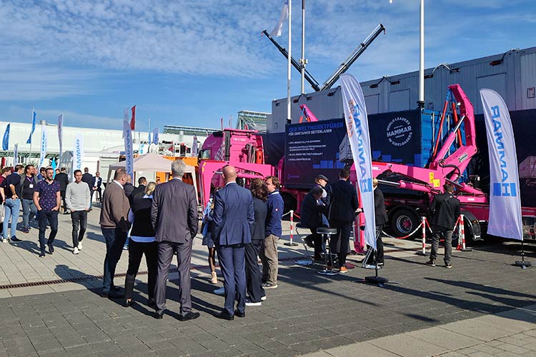 IAA Hammar Visitors